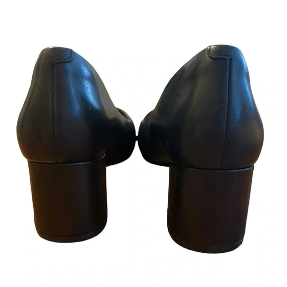 NWOB Clarks Black Leather Almond Toe 2 Inch Block Heel Pump Size 8 - Picture 3 of 7